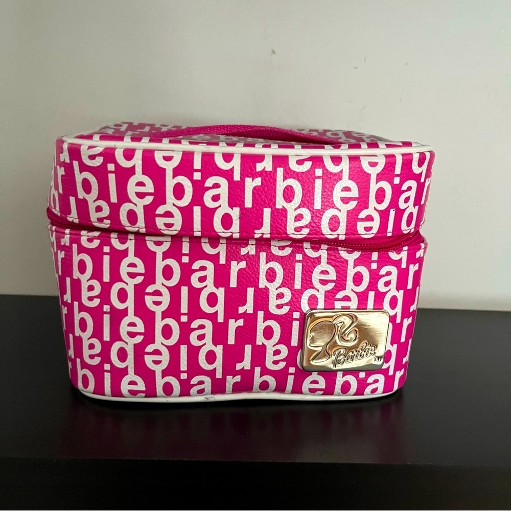 Vintage 2003 Makeup Travel Case Barbie All Over Print Text Pink White 9x6x6 Rare
